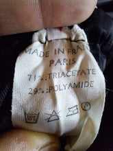 Charger l'image dans la galerie, Robe vintage Ambre - Noire à volants asymétriques. Taille S, 36, 38. Paris. Made in France.