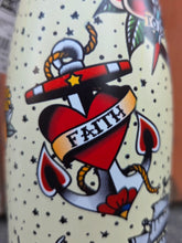 Charger l'image dans la galerie, Gourde isotherme - Tatoo Old school. Esprit vintage & rebelle. 500 ml. Teremity Jones