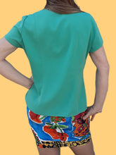 Charger l'image dans la galerie, Chemisier vintage Scarlett - Vert à boutons à brides. Taille M, 38, 40. Françoise de France.