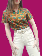 Charger l'image dans la galerie, Chemisier vintage Adeline. Bariolée vert émeraude. Taille M, 36, 38