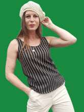 Charger l'image dans la galerie, Haut vintage Stella - Débardeur rayé noir et kaki. Taille S, 36, 38. Cacharel. Made in Italy