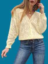 Charger l'image dans la galerie, Gilet vintage Blandine - En maille ajourée jaune pâle. Taille L, 40, 42. Tricots Valy. Made in France