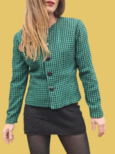Charger l'image dans la galerie, Blaser vintage Élisa - A carreaux Vichy verts et noirs. Laine. Taille M, 38, 40. Ams'Elle Paris. Made in France
