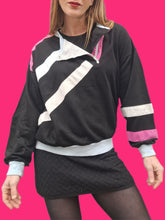 Charger l'image dans la galerie, Sweat vintage Emmy - Col asymétrique et bandes contrastantes. Taille M, 38, 40. Trévois. Made in France