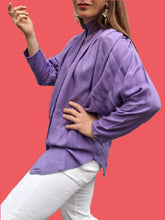 Charger l'image dans la galerie, Chemisier vintage Léanna - Violet, plissé, chauve souris. Taille M, 38, 40. Made in France.