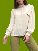 Charger l'image dans la galerie, Blouse vintage Margot - Nude, plis et fronces. Taille L, 40, 42.
