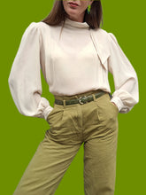Charger l'image dans la galerie, Blouse vintage Margot - Nude, plis et fronces. Taille L, 40, 42.