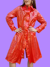 Charger l'image dans la galerie, Imperméable vintage Angèle - En PVC saumon. Taille S, 36, 38. Miss Helen. Made in Hong Kong