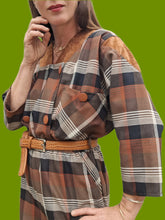 Charger l'image dans la galerie, Combinaison vintage Pénélope - A carreaux marron et bleu. Taille M, 38, 40. Made in France