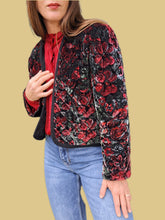 Charger l'image dans la galerie, Veste vintage Chloé - En velours matelassé fleuri et brillant. Taille XL, 42, 44.