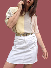 Charger l'image dans la galerie, Mini Jupe vintage Caroline - En jean blanc. Taille S, 36, 38. Made in France.