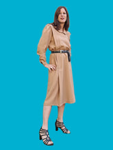 Charger l'image dans la galerie, Robe vintage Georgianne - Camel. Taille S, 36, 38. Créations Carla. Made in France