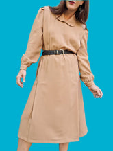 Charger l'image dans la galerie, Robe vintage Georgianne - Camel. Taille S, 36, 38. Créations Carla. Made in France