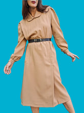 Charger l'image dans la galerie, Robe vintage Georgianne - Camel. Taille S, 36, 38. Créations Carla. Made in France