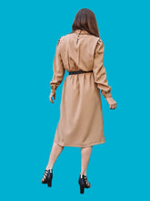 Charger l'image dans la galerie, Robe vintage Georgianne - Camel. Taille S, 36, 38. Créations Carla. Made in France