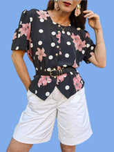 Charger l'image dans la galerie, Chemisier vintage Marjolaine - Fleurs de lys. Taille XL, 42, 44. Canda