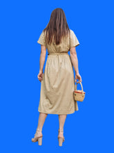 Charger l'image dans la galerie, Robe vintage Mila - Beige à pois noir. Jeu de plis. Taille M, 38, 40.