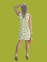 Charger l'image dans la galerie, Robe vintage Marlène - Cœur croisé, tissu éponge fleuri. Taille L, 40, 42. Made in France. 230
