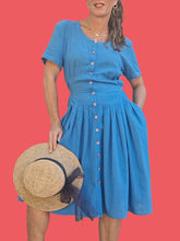 Charger l'image dans la galerie, Robe vintage Marilyn - Bleu, boutonnée devant. Taille L, 40, 42. Cacharel. Made in France.