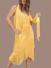 Charger l'image dans la galerie, Robe vintage Josephine - Charleston jaune à franges. Taille S, 36, 38. Créations Guzanel Paris Made in France.
