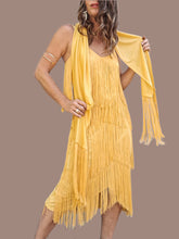 Charger l'image dans la galerie, Robe vintage Josephine - Charleston jaune à franges. Taille S, 36, 38. Créations Guzanel Paris Made in France.