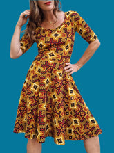 Charger l'image dans la galerie, Robe 'Seconde' Lotie - Motif tribal. Taille S, 36, 38. Lula Roe. Made in USA.