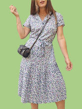 Charger l'image dans la galerie, Robe vintage Lina - Fleurie et plissée. Taille M, 38, 40. Made in France.