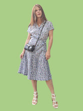 Charger l'image dans la galerie, Robe vintage Lina - Fleurie et plissée. Taille M, 38, 40. Made in France.