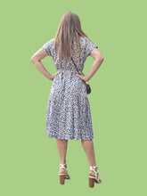 Charger l'image dans la galerie, Robe vintage Lina - Fleurie et plissée. Taille M, 38, 40. Made in France.