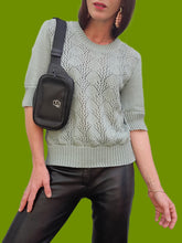 Charger l'image dans la galerie, Pull d'été vintage Suzie - Vert d'eau en mailles ajourées. Taille M, 38, 40. Tricot Djezi. Made in France