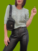 Charger l'image dans la galerie, Pull d'été vintage Suzie - Vert d'eau en mailles ajourées. Taille M, 38, 40. Tricot Djezi. Made in France