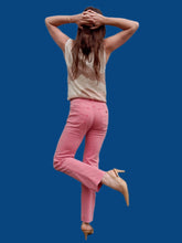 Charger l'image dans la galerie, Pantalon "Seconde" Megan - Jean en coton rose. Taille S, 36, 38. Armani Jeans. Made in China