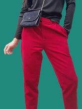 Charger l'image dans la galerie, Pantalon vintage Elise - Velours côtelé rouge. Taille S, 36, 38. Karting. Made in France.