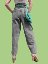 Charger l'image dans la galerie, Pantalon vintage Stella - En denim délavé gris noir. Taille XXL, 44, 46. Miss Tenessee. Made in France
