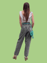 Charger l'image dans la galerie, Pantalon vintage Stella - En denim délavé gris noir. Taille XXL, 44, 46. Miss Tenessee. Made in France