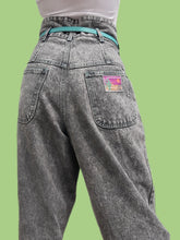 Charger l'image dans la galerie, Pantalon vintage Stella - En denim délavé gris noir. Taille XXL, 44, 46. Miss Tenessee. Made in France