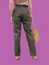 Charger l'image dans la galerie, Pantalon vintage Fiona - Vert à carreaux prince de Galles. Taille S, 36, 38. Aquarelle.