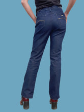 Charger l'image dans la galerie, Pantalon "Seconde" Maëlle - Jean denim brut. Poches strassées. Taille M, 38, 40. Armani Jeans. Made in China