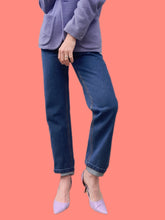 Charger l'image dans la galerie, Pantalon "Seconde" Clémence - Jean denim brut poche côté. Taille M, 38, 40. Made in Bangladesh.