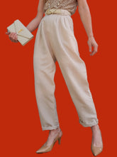 Charger l'image dans la galerie, Pantalon vintage Léna - Chino beige en lin et coton. Taille L, 40, 42. By Mélissa. Made in France