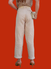 Charger l'image dans la galerie, Pantalon vintage Léna - Chino beige en lin et coton. Taille L, 40, 42. By Mélissa. Made in France