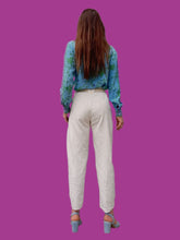 Charger l'image dans la galerie, Pantalon vintage Marguerite - Velours côtelé blanc cassé. Taille S, 36, 38. Made in Marocco
