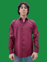 Charger l'image dans la galerie, Chemise "Seconde" Thomas - Violine uni. Taille M, 38, 40. Michael Kors. Modern Fit.