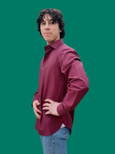 Charger l'image dans la galerie, Chemise "Seconde" Thomas - Violine uni. Taille M, 38, 40. Michael Kors. Modern Fit.