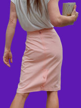 Charger l'image dans la galerie, Jupe crayon vintage Salomé - En coton rose et poches. Taille S, 36, 38. Grafity's Paris. Made in France.