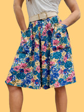Charger l'image dans la galerie, Jupe vintage Emma - Coton fleuri bleu à poches. Taille XS, 34, 36. Maugin. Made in France.