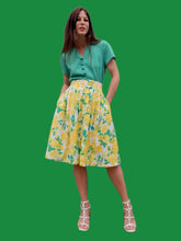Charger l'image dans la galerie, Jupe vintage Caroline - Fleurie jaune boutonnée devant. Taille S, 36, 38. DM Paris.