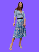 Charger l'image dans la galerie, Jupe vintage Célia - Plissée, fluide et fleurie. Taille M, 38, 40. Made in France.