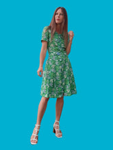 Charger l'image dans la galerie, Robe vintage Marcia - Fleurie verte, toute boutonnée. Taille S, 36, 38. Dennet Barry. Made in France.