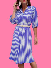 Charger l'image dans la galerie, Robe vintage Martha - A rayures bleues et blanches. Taille M, 38, 40. Elvi Couture. Made in Holland.